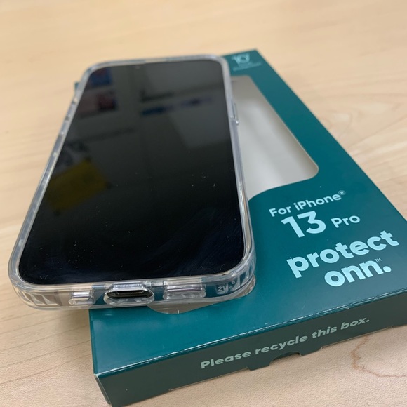 Protect Onn. iPhone 13 Pro Case…Color: Clear….New - Picture 5 of 5